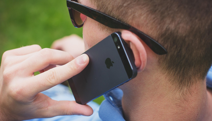 万能开挂辅助“小闲巴渝棋牌幺地人挂软件”其实确实有挂